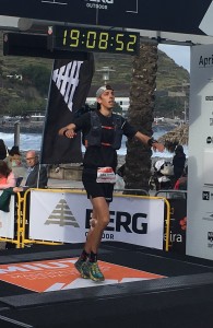 Alexander Kapp im Ziel auf Madeira