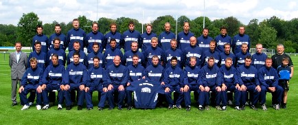 foto-trainingsanzug.jpg (42809 Byte)